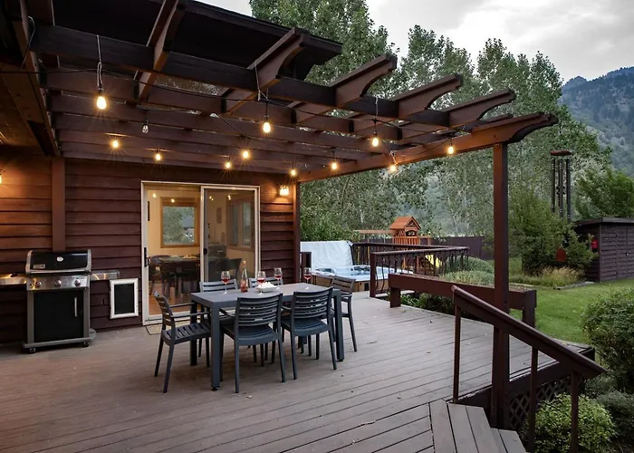 Spacious Family With Breathtaking Mountain Views In Alpine, Utah Holiday home Alpine