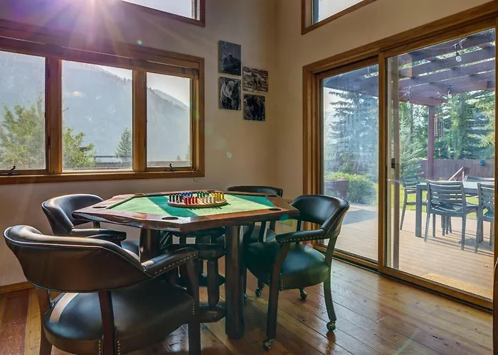 Spacious Family With Breathtaking Mountain Views In Alpine, Utah Holiday home