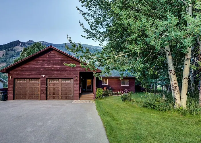 Spacious Family With Breathtaking Mountain Views In Alpine, Utah * Alpine